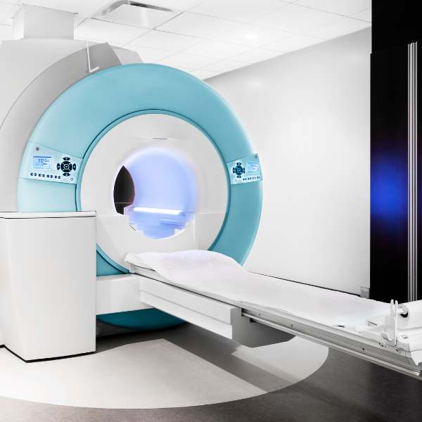 Rezonans magnetyczny - nieinwazyjne badanie bez udziału promieniowania jonizującego