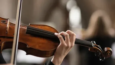 Średniowieczny gościniec zabrzmi w Siedlcach. Małe filharmonie wracają