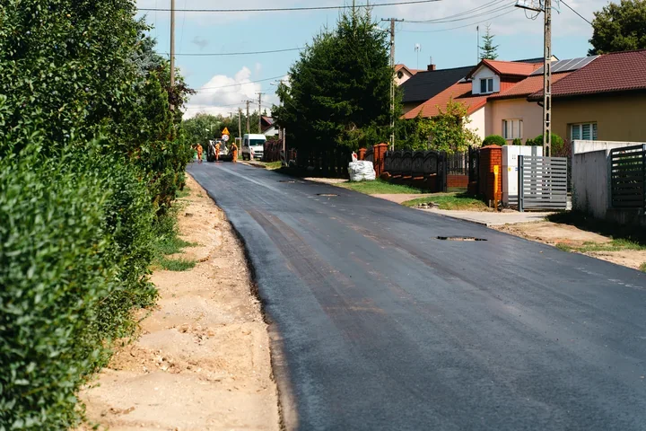 Gajowa z nowym wodociągiem i asfaltem. Prace weszły w kolejny etap