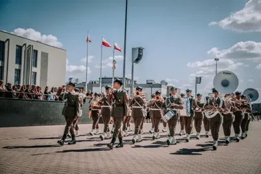 Aleksandria zamieni się w Krainę Zabawy - orkiestra, Calineczka i animacje