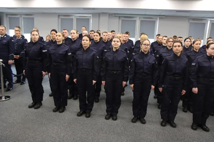 103 nowych policjantów w Radomiu, a Siedlce dostały nowego przełożonego