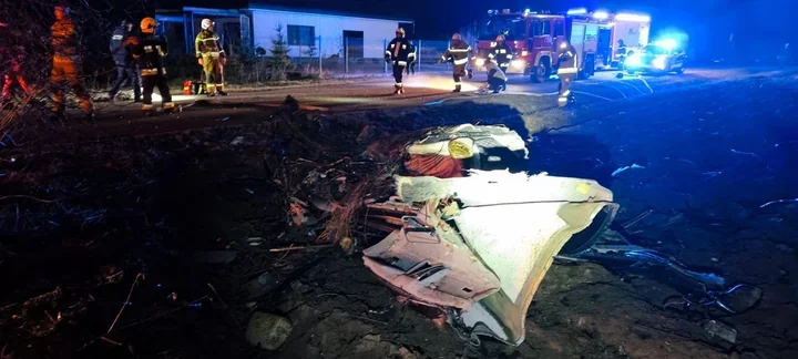 Samochód stanął w płomieniach - kierowca zginął na prostym odcinku drogi