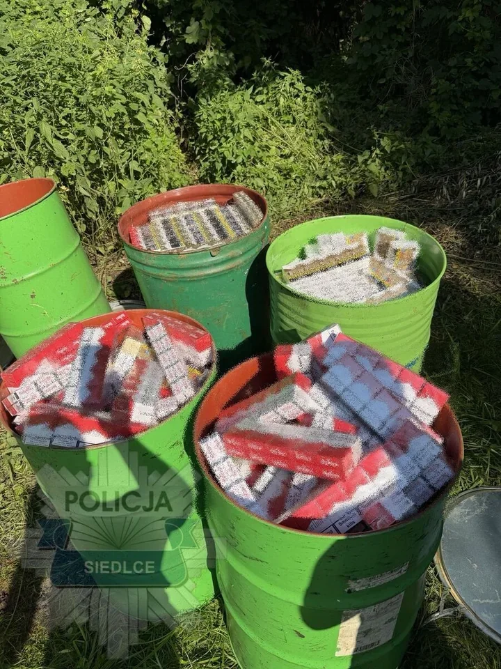 Policjanci z Siedlec odkryli na posesji 141 tysięcy papierosów bez akcyzy