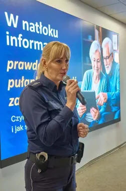 Seniorzy w Siedlcach usłyszeli, jak rozpoznać dezinformację