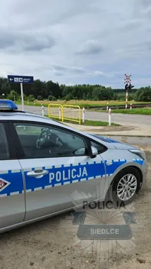 Siedlce: 17 kontroli przy przejazdach, siedem mandatów za znak STOP