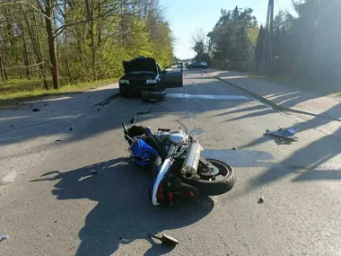 Majówka na siedleckich drogach pod znakiem 3 promili i czterech wypadków