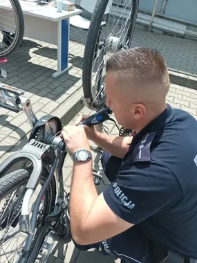 Bezpłatne znakowanie rowerów w Siedlcach - policja rusza z akcją w kwietniu