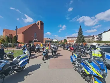 Siedlce ruszyły na dwa koła - policja pilnowała ponad 400 motocyklistów